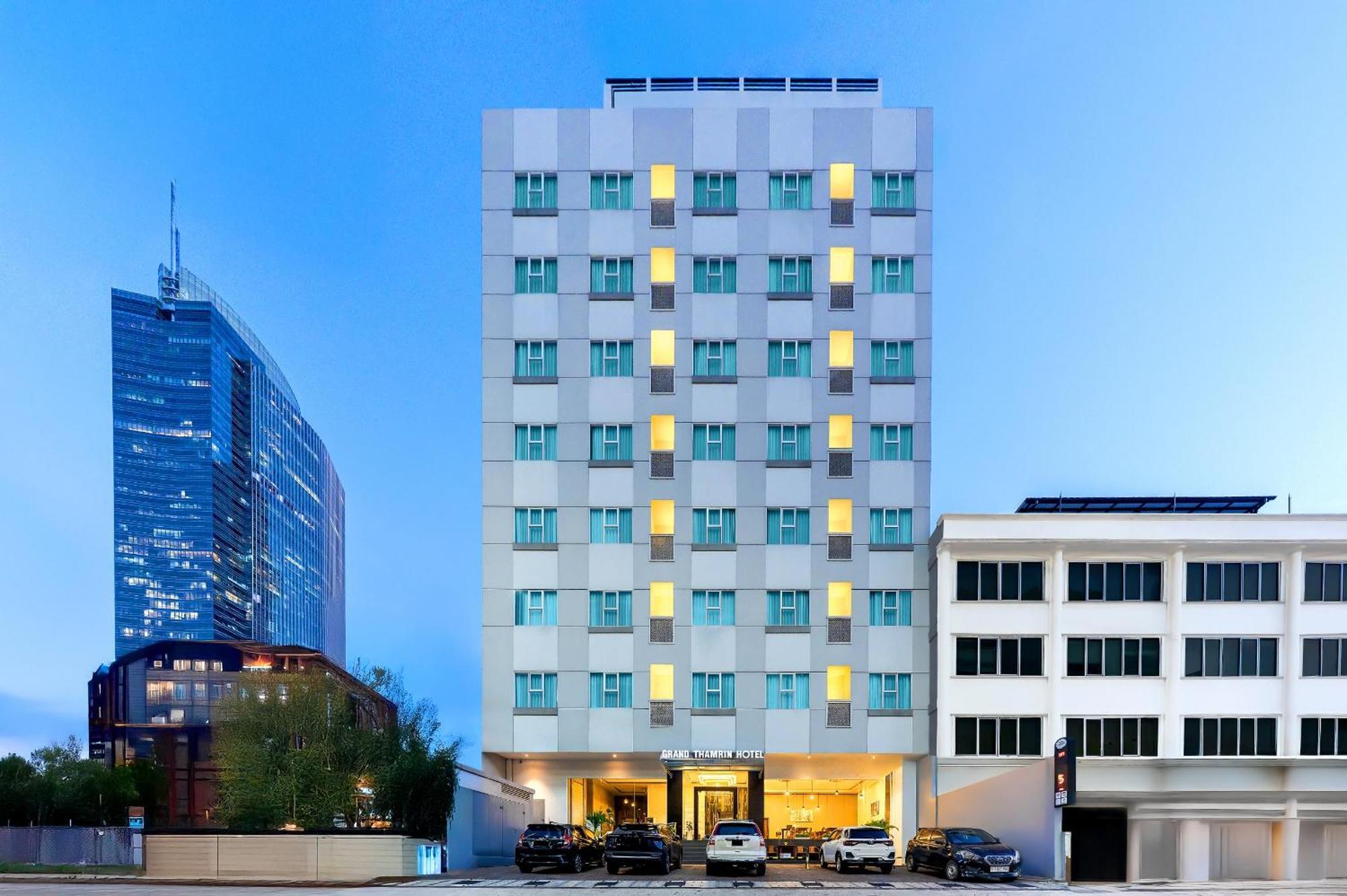 Grand Thamrin Hotel Jacarta Exterior foto