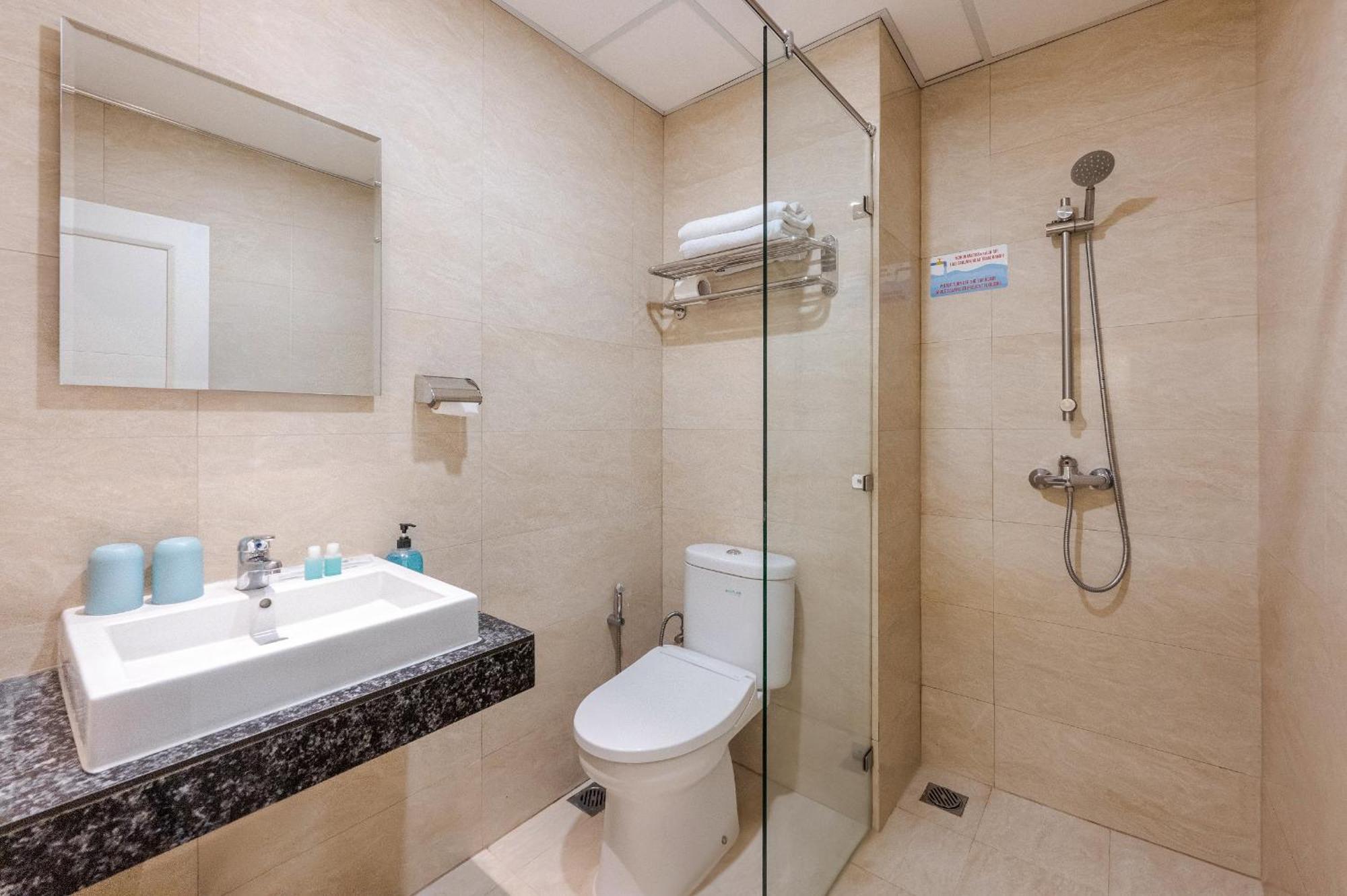 Grand Thamrin Hotel Jacarta Exterior foto