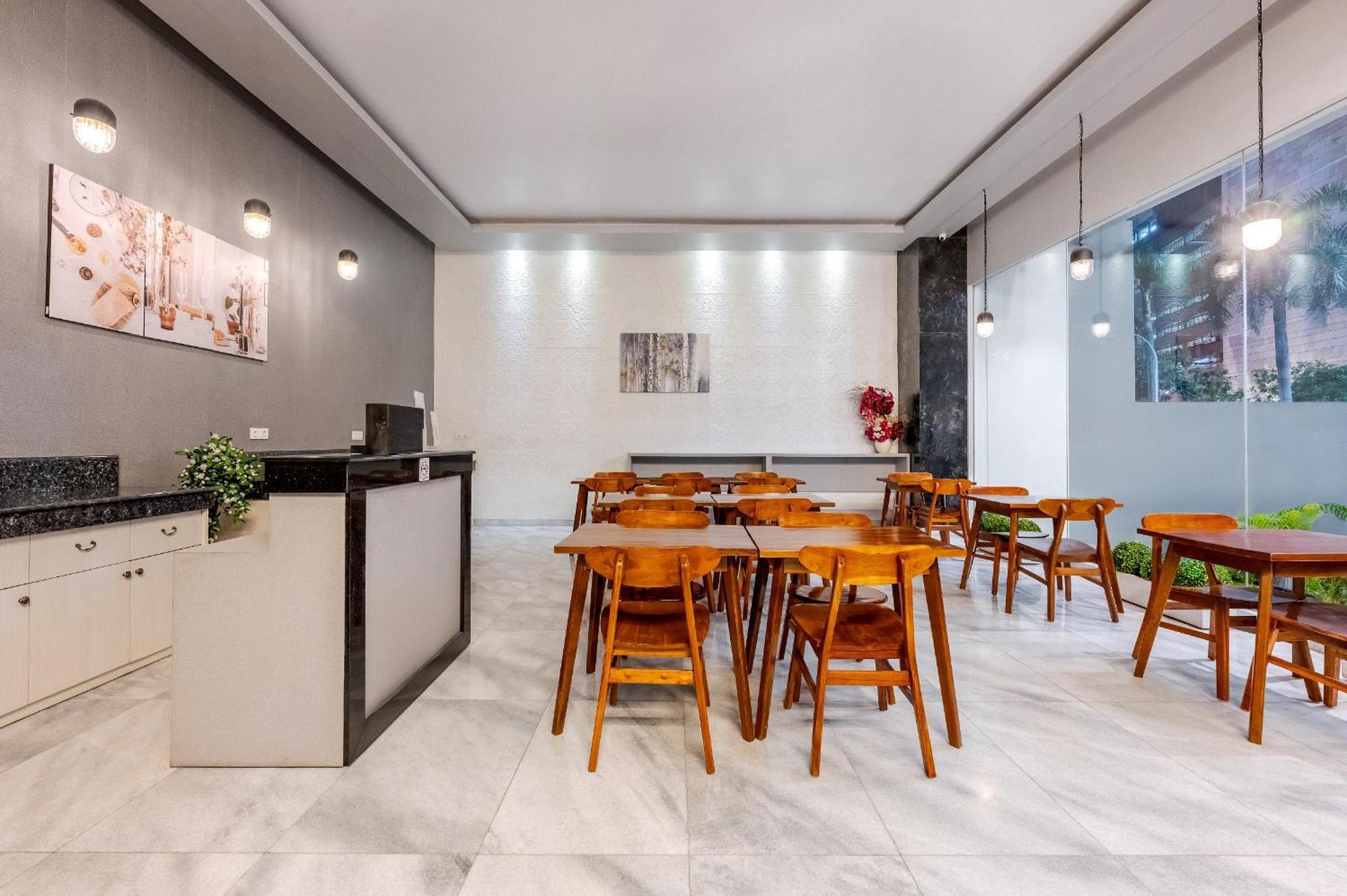 Grand Thamrin Hotel Jacarta Exterior foto